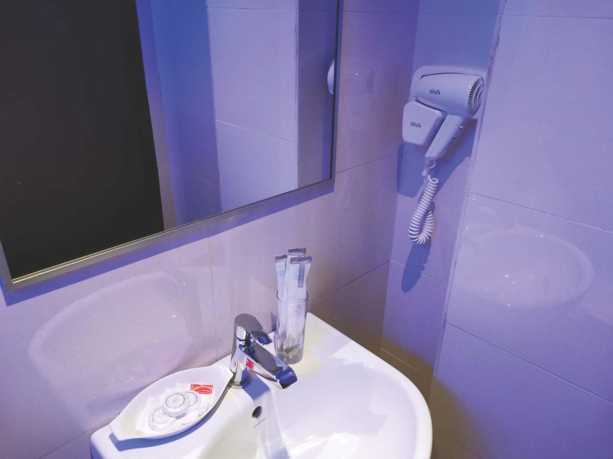D Loft Hotel Kuala Lumpur Bagian luar foto